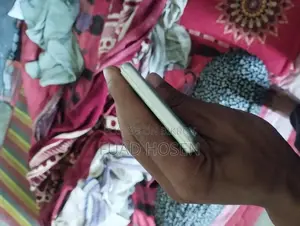Apple iPhone 6 . (Used)