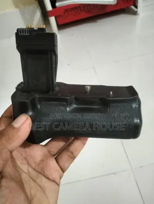 Battery Grip for 550d, 600d, 650d, 700d