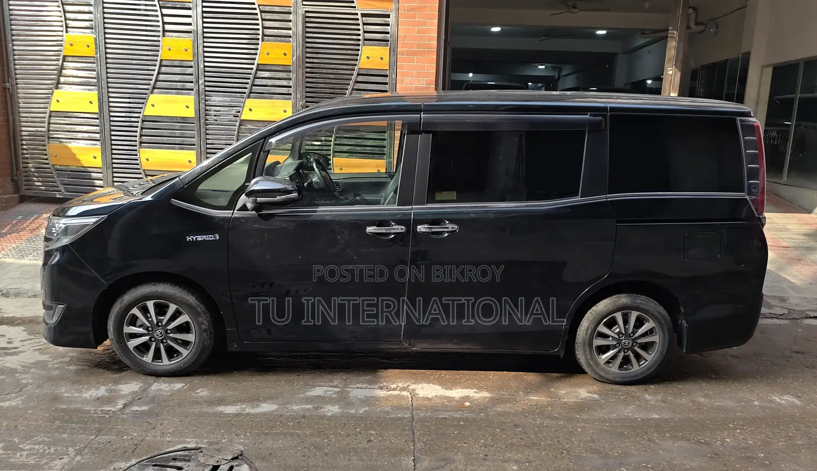 Toyota Esquire GI PREMIUM-PACKAGE 2020