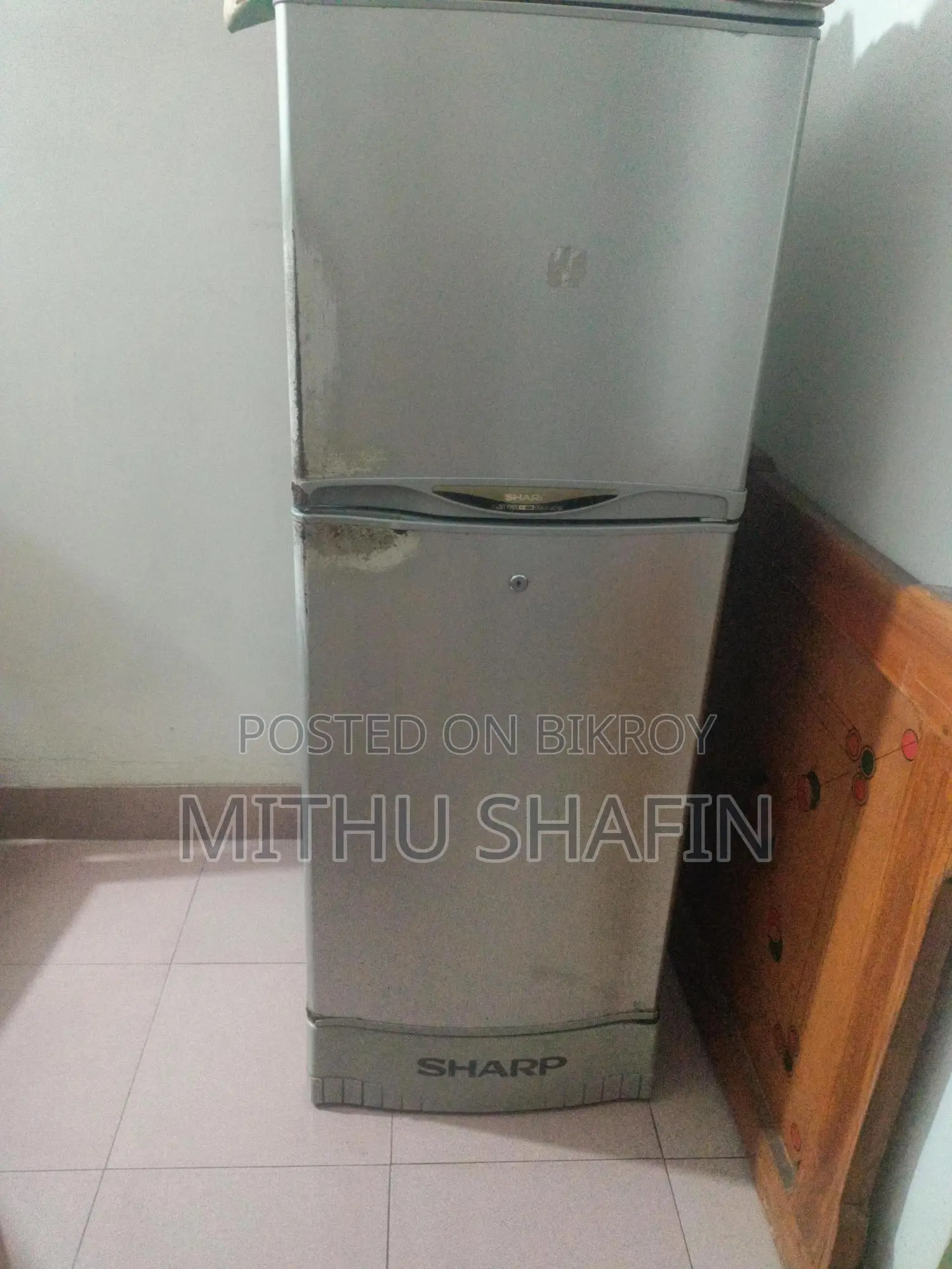 বিক্রির জন্য শার্প রেফ্রিজারেটর