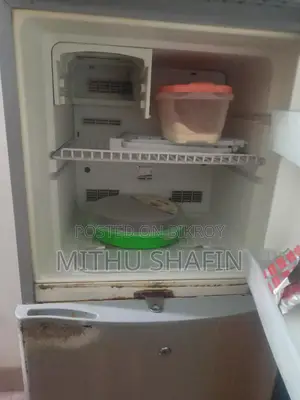 বিক্রির জন্য শার্প রেফ্রিজারেটর