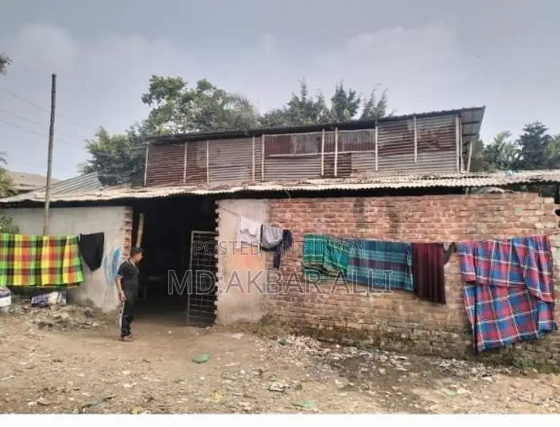জায়গাটি বিক্রি করতে চাই