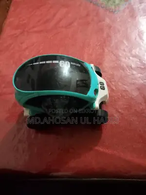 বাচ্চাদের জন্য লাইটিং সহ ফার্স্ট ক্লাস খেলনা গাড়ি