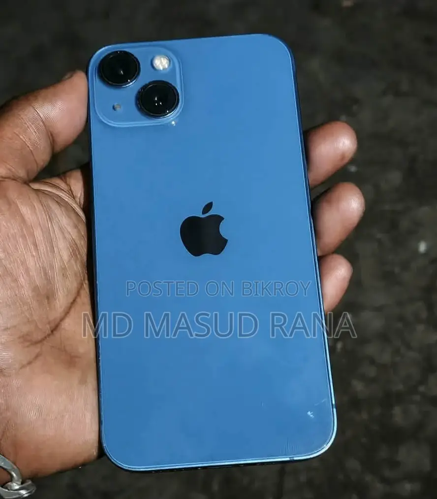 Apple iPhone 13 (Used)