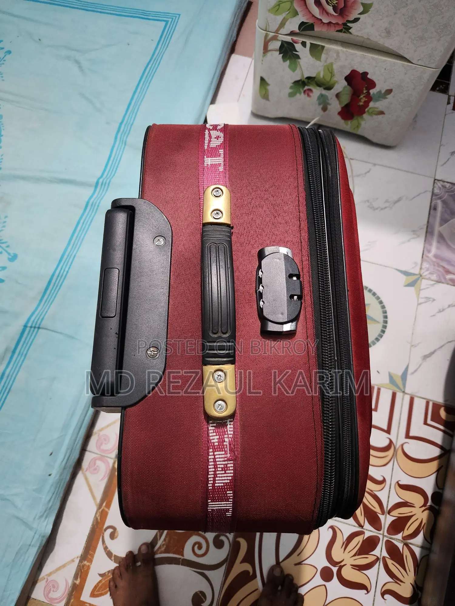 ট্রাভেল ব্যাগ
