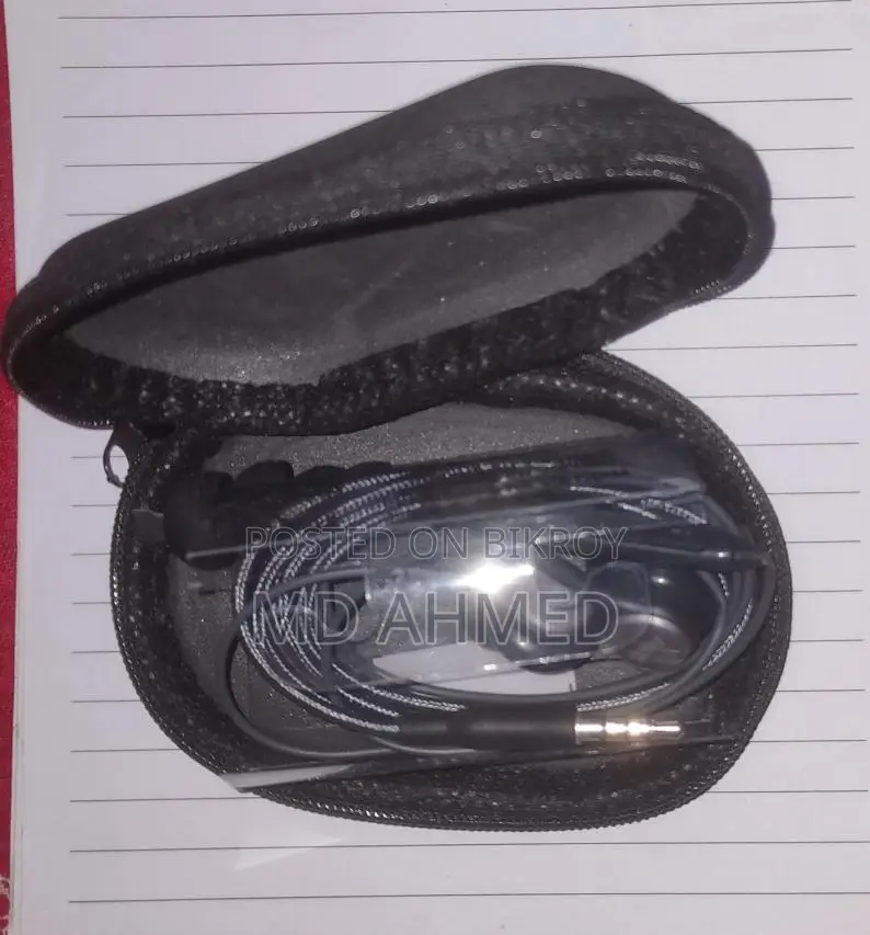 AKS Earphone Brand New