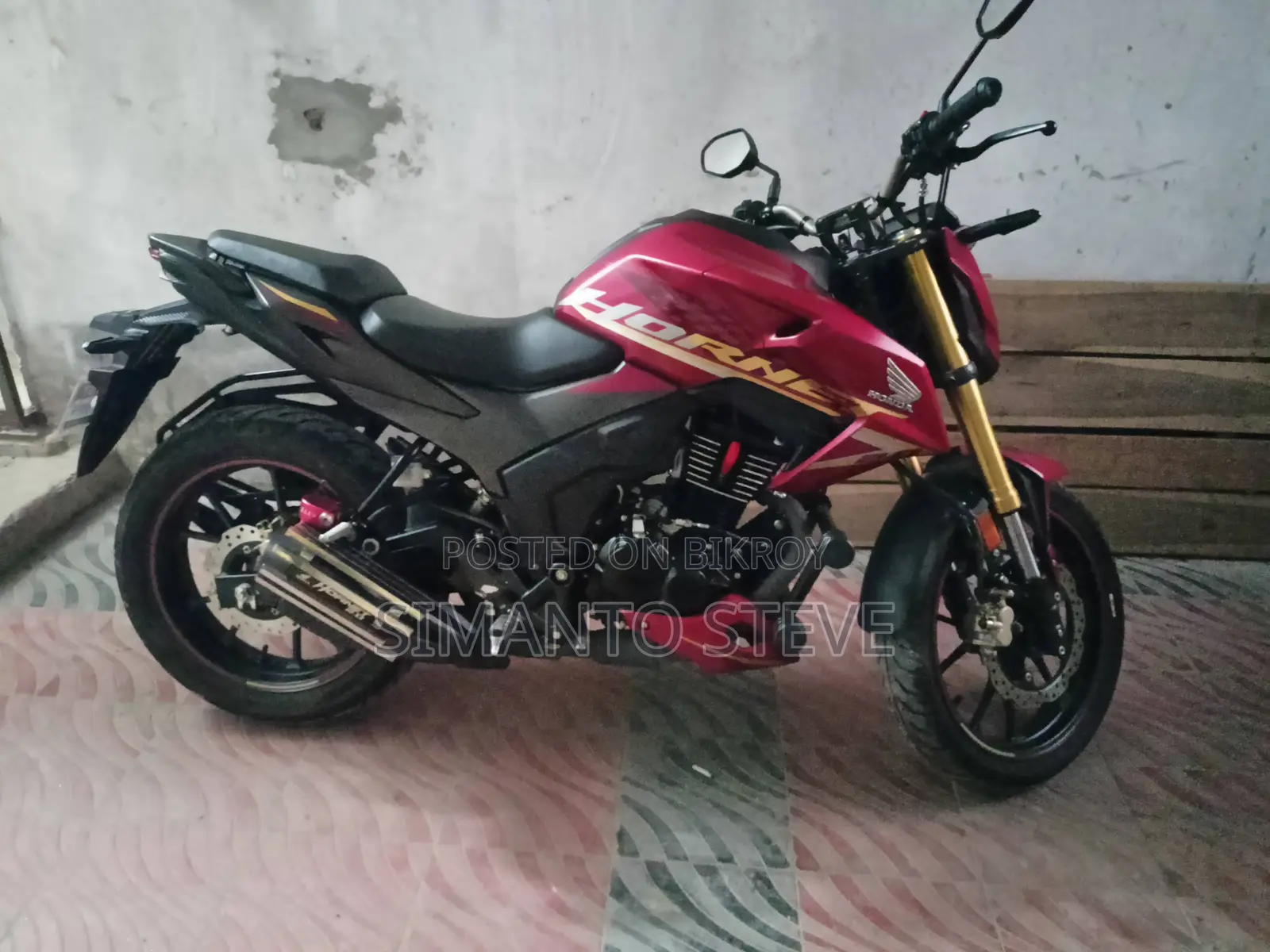 Honda Hornet 2.0 2024