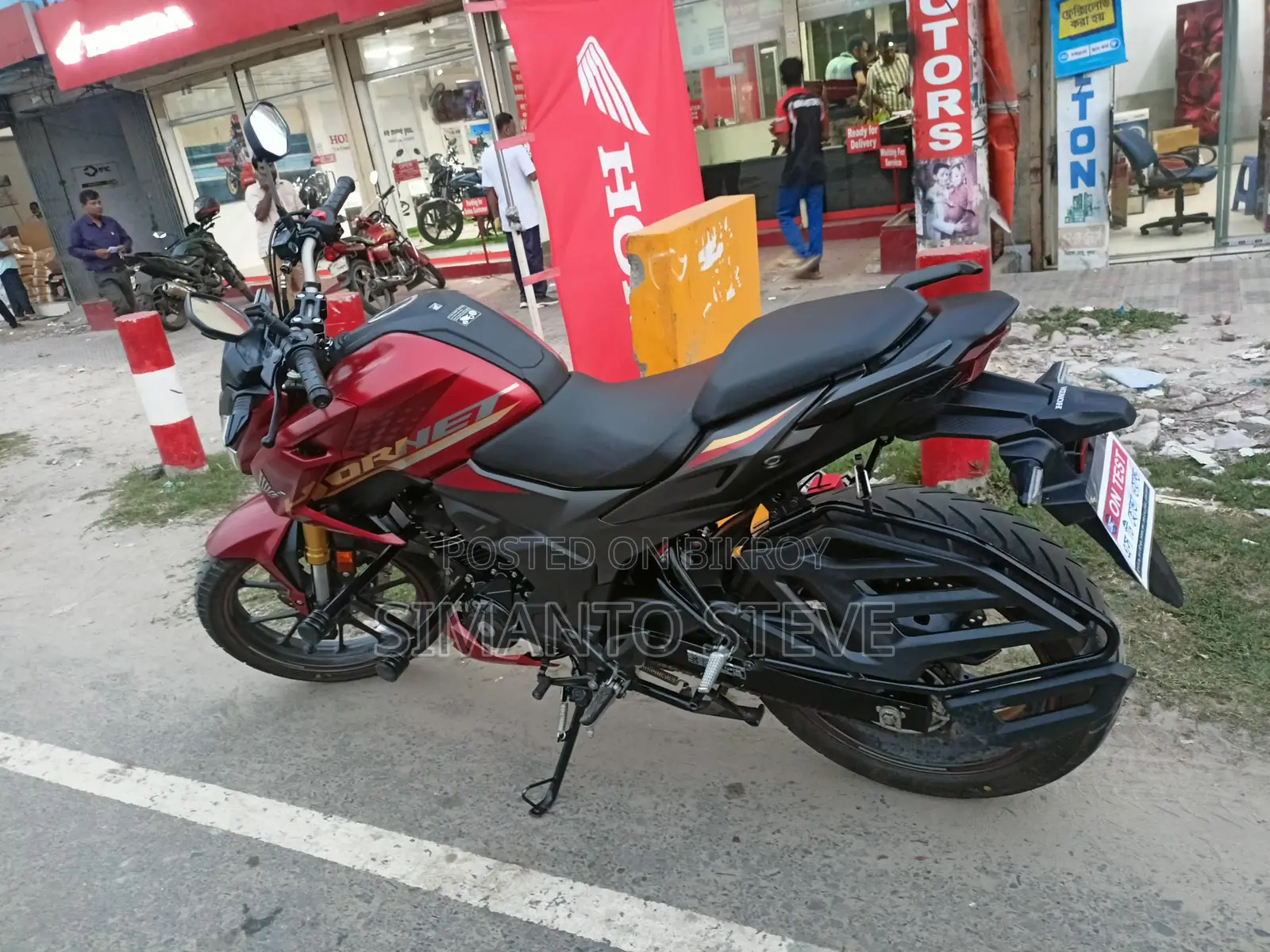 Honda Hornet 2.0 2024