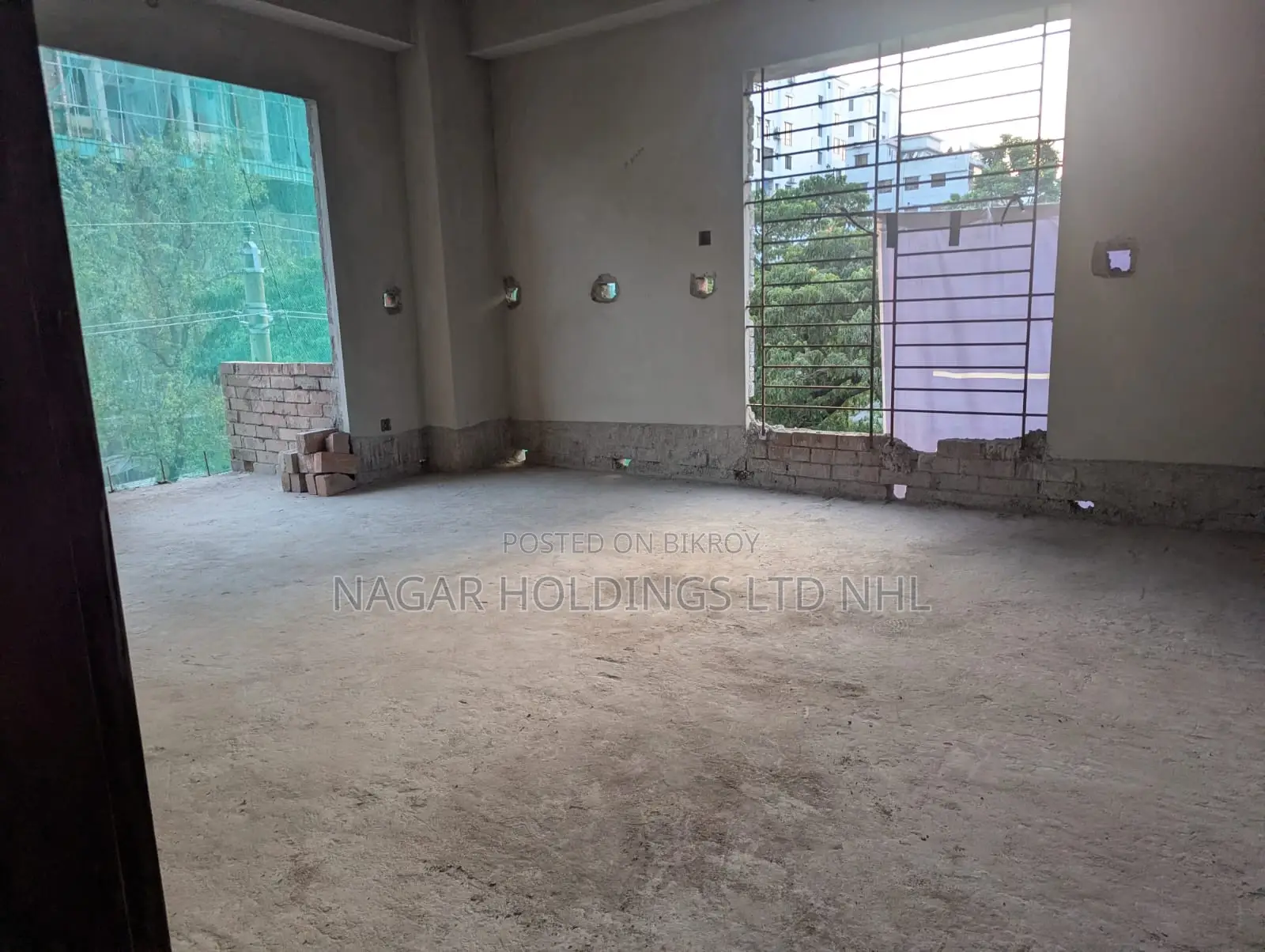 2450 sft. Peaceful & Prestigious Apartment @ Bashundhara