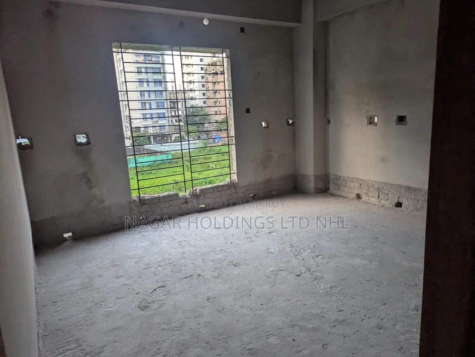 2450 sft. Peaceful & Prestigious Apartment @ Bashundhara