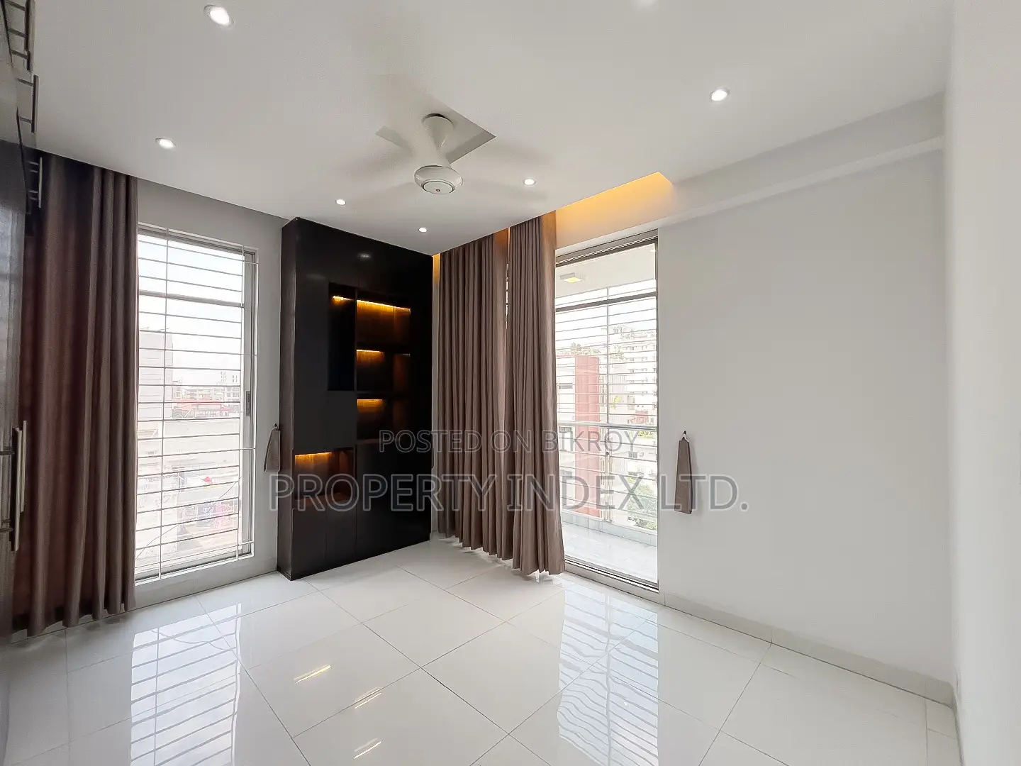 2530 Sqft Luxury South & West Corner Apartment for Sale in Sector 7