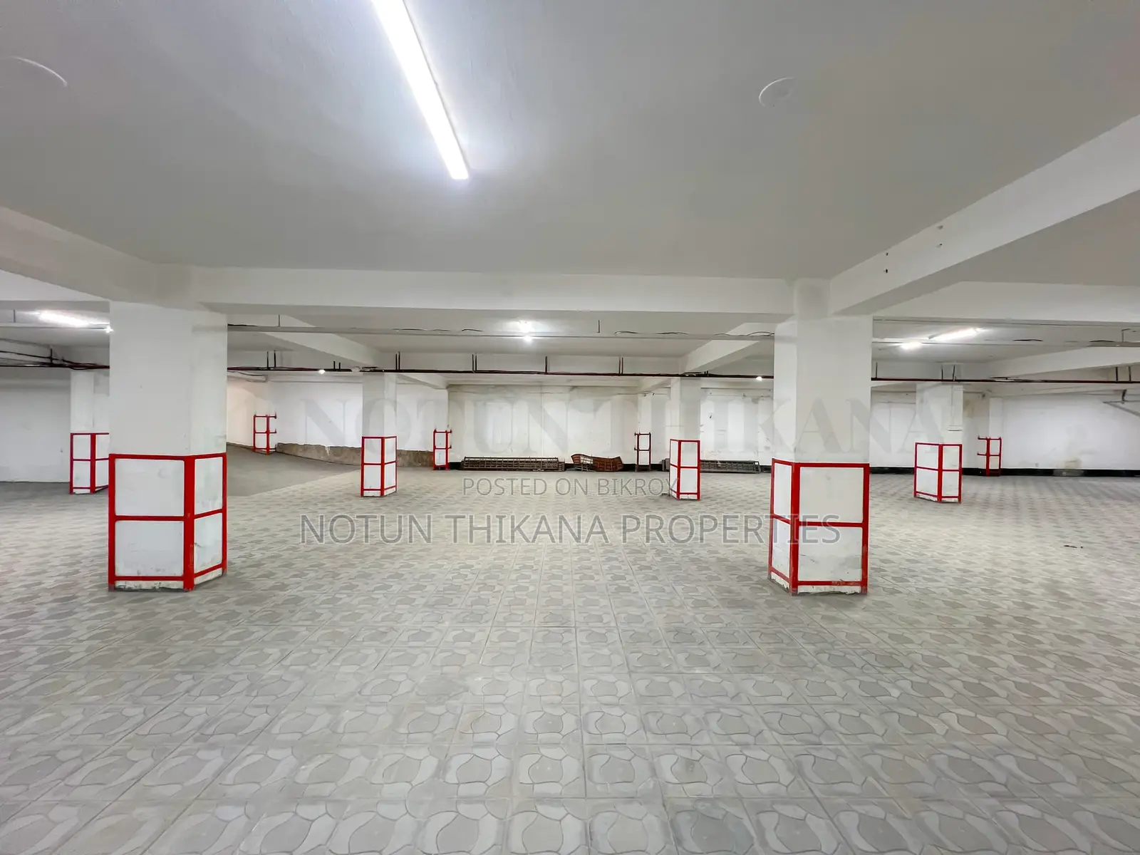 মিরপুরে ৫০০০ বর্গফুটের প্রিমিয়াম কমার্শিয়াল স্পেস ভাড়ার জন্য উপলব্ধ।