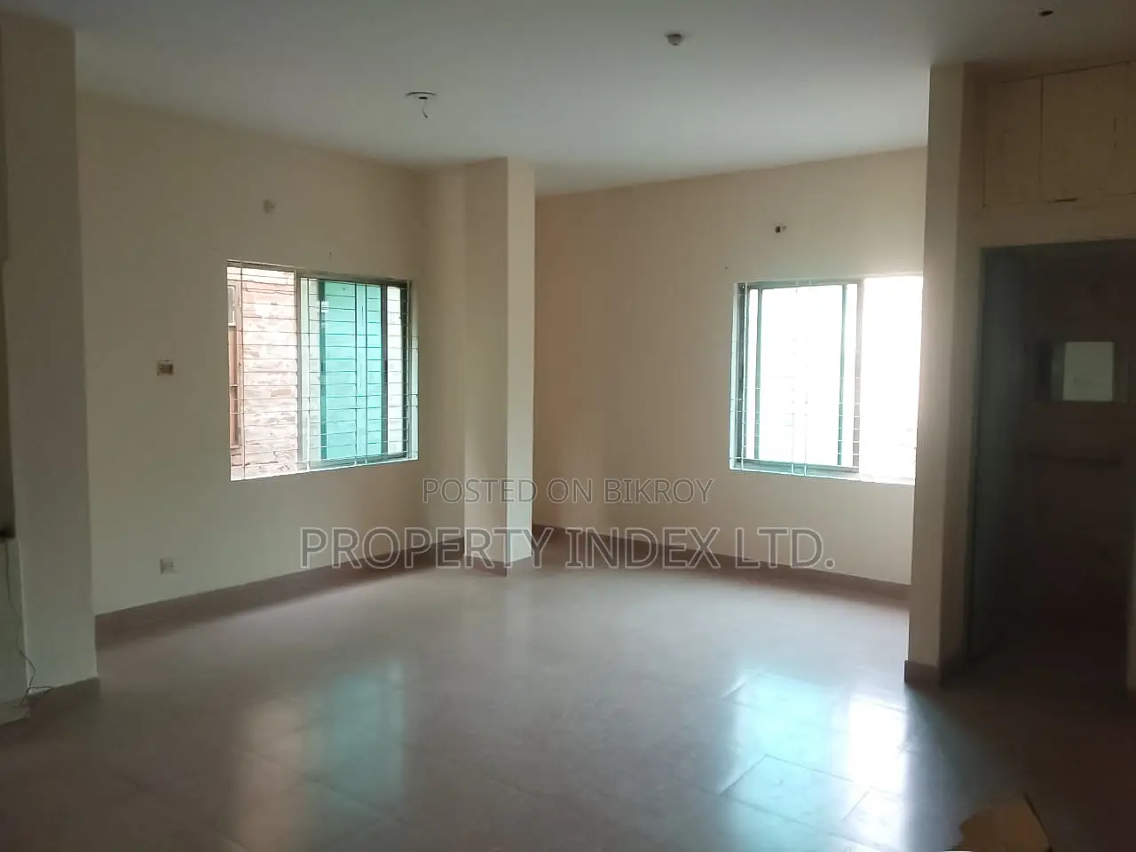 1400 Sqft North-Facing Apartment for Sale in Azompur, Sector 4