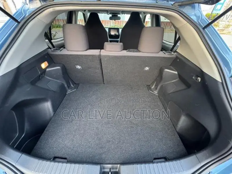 Toyota Yaris Cross Hybrid X pre order 2021