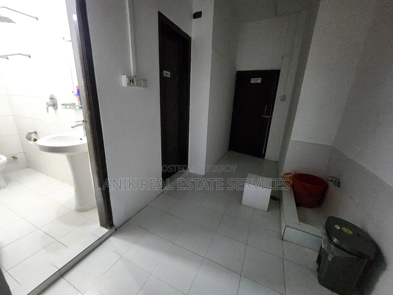 Commercial 2450 Sft Full Furnished Office Space Rent At Gulshan 2