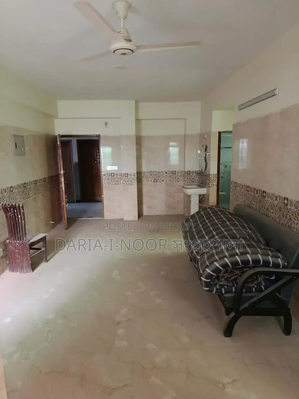 Lake Side Flat for Sale in Aftabnagar Block D