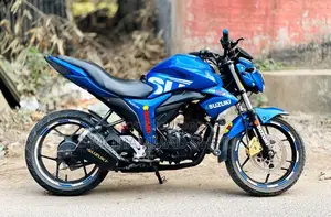 Suzuki Gixxer 2015