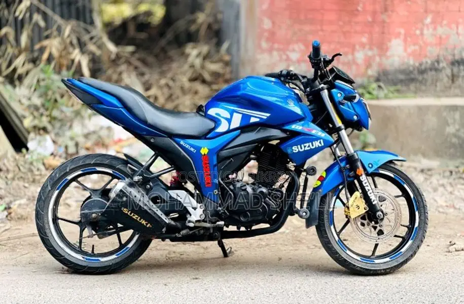 Suzuki Gixxer 2015