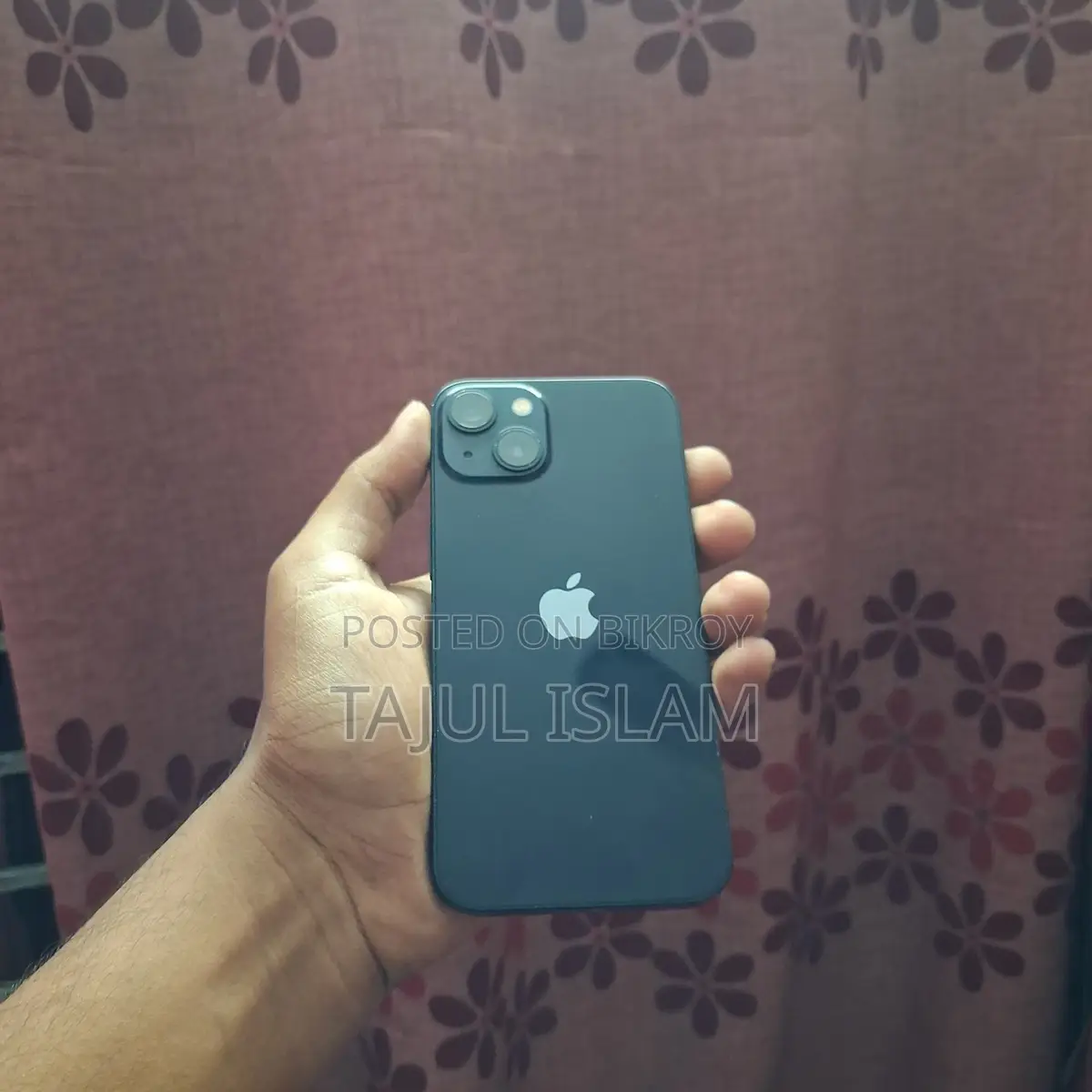 Apple iPhone 13 (Used)