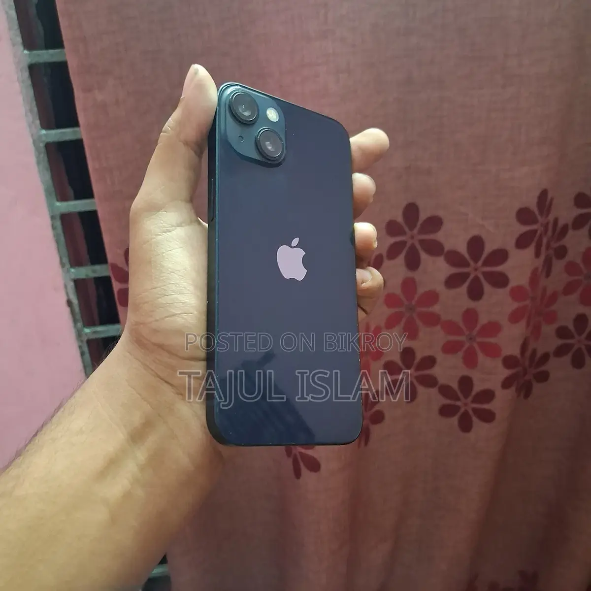 Apple iPhone 13 (Used)