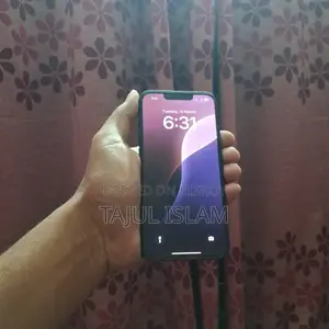 Apple iPhone 13 (Used)