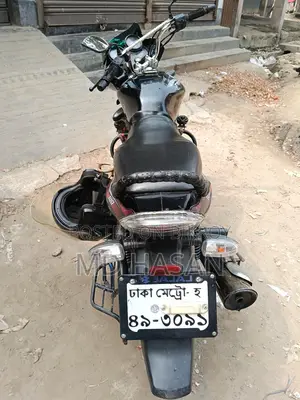 Bajaj Discover 100 . 2016