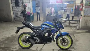 Suzuki Gixxer Fresh Condition 2015