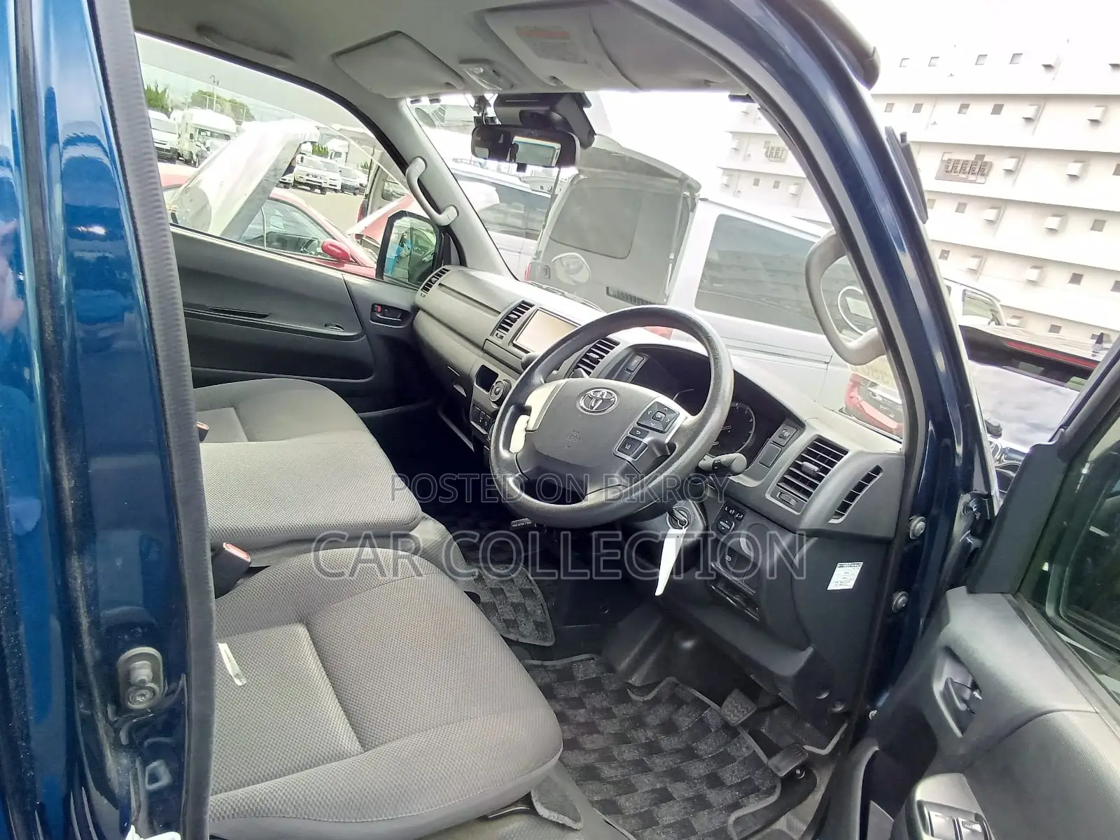 Toyota Hiace Ambulance GL 2020