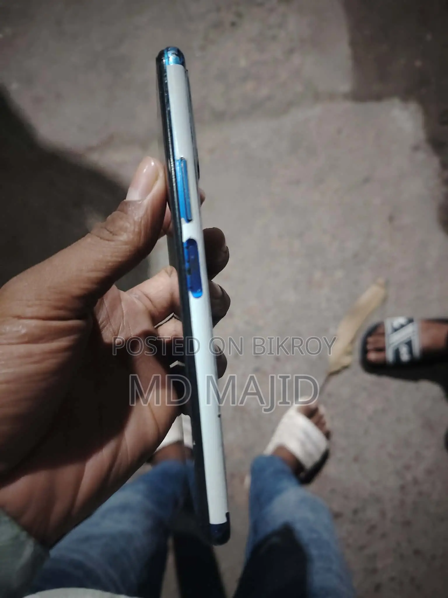 Vivo V20 (Used)