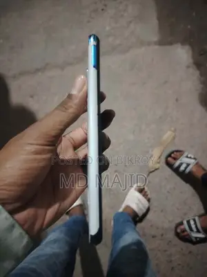 Vivo V20 (Used)