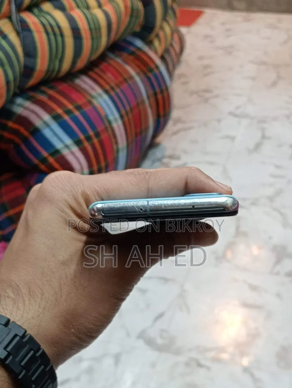 Samsung Galaxy S20 (Used)