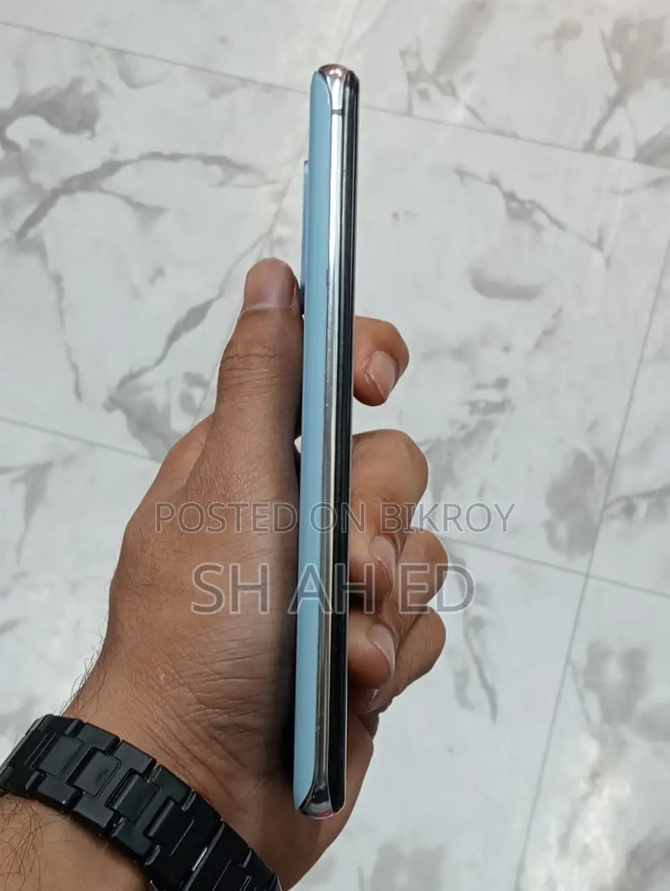 Samsung Galaxy S20 (Used)