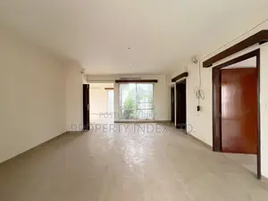 ফ্ল্যাট বিক্রয় হবে! ১৯৬০ বর্গফুট অ্যাপার্টমেন্ট, বসুন্ধরা আর/এ, এ ব্লক