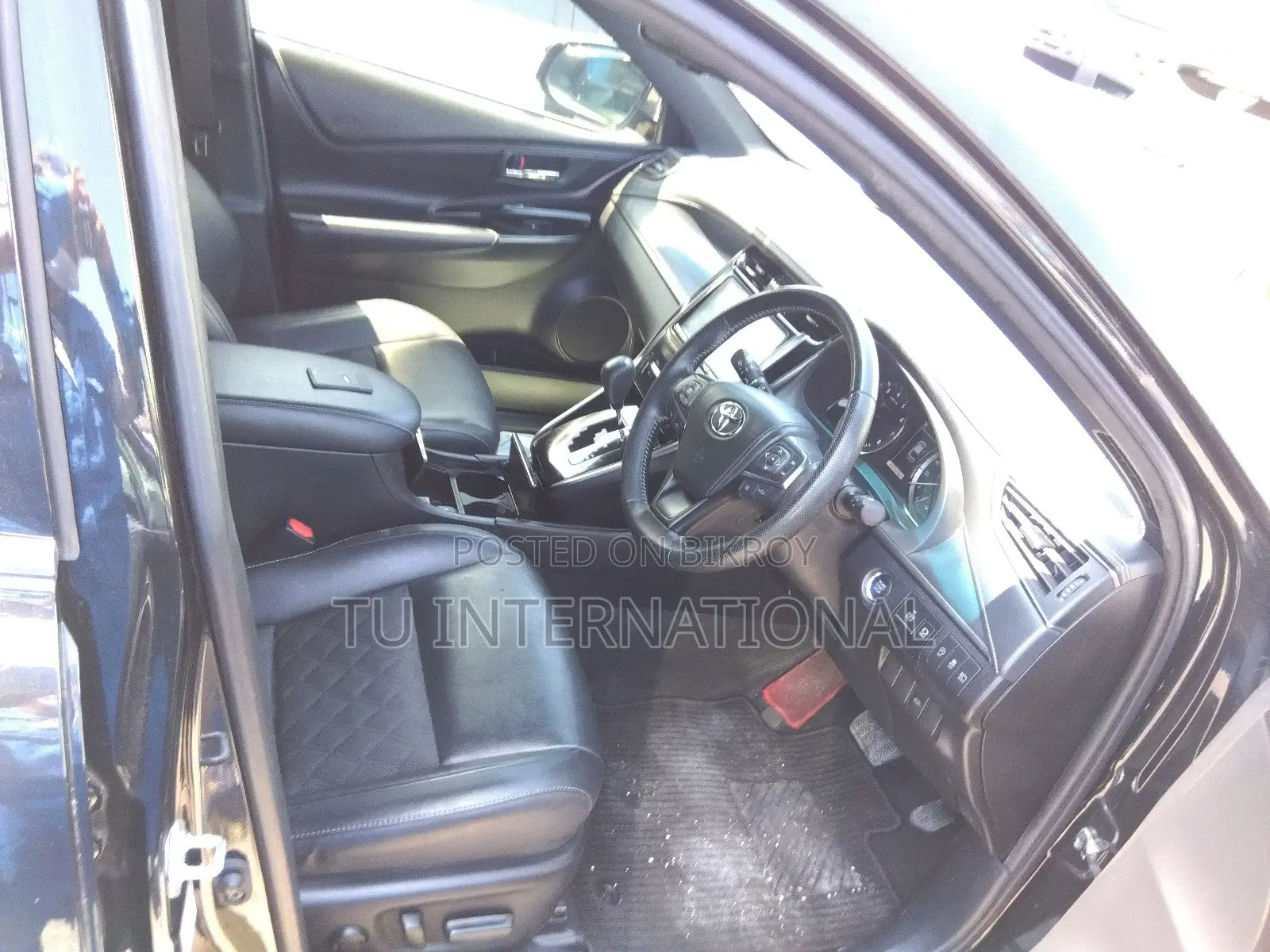Toyota Harrier OLD SHAPE 2020