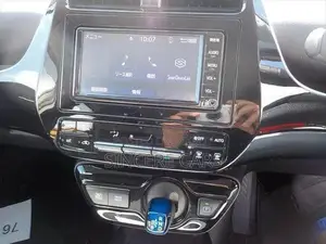 Toyota Prius S PKG HYB 2020