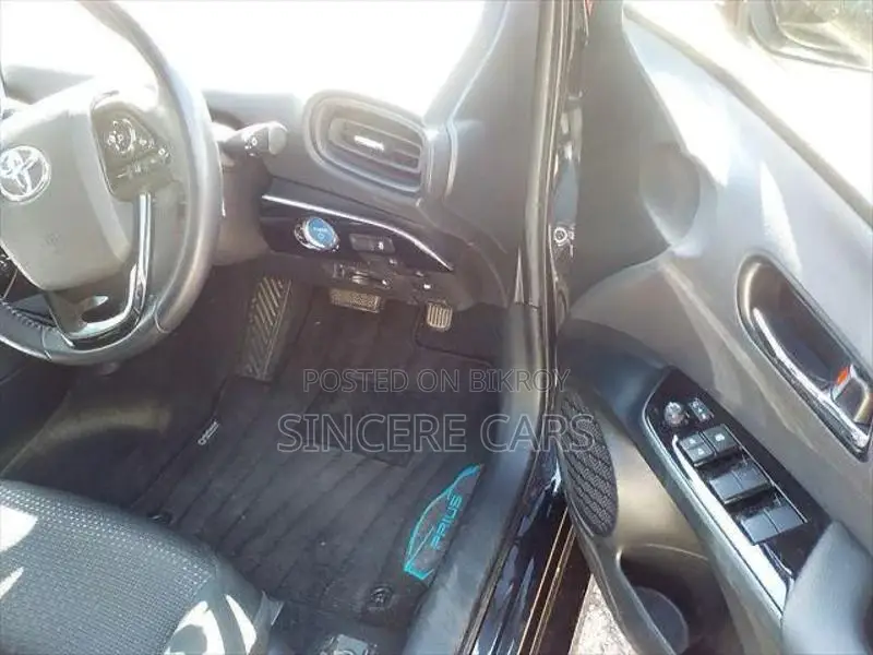 Toyota Prius S PKG HYB 2020