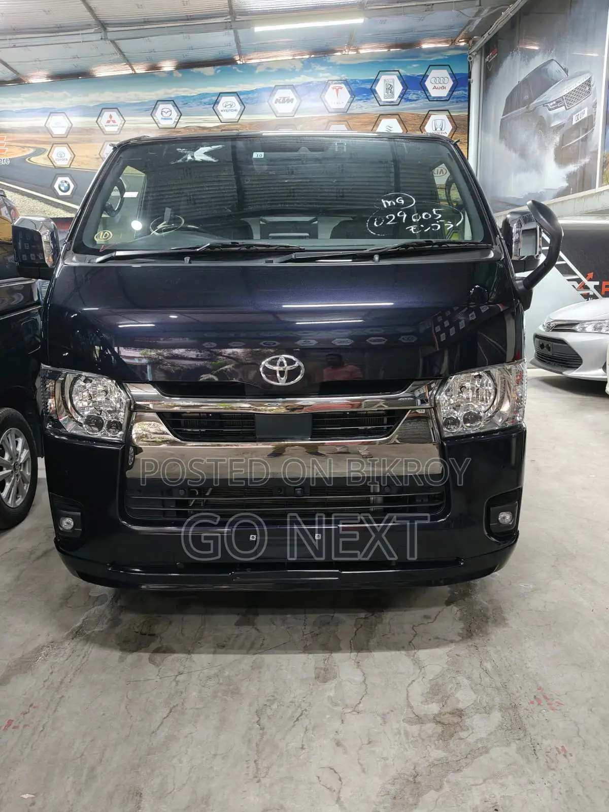 Toyota Hiace SGL Dark Prime II ২০২২