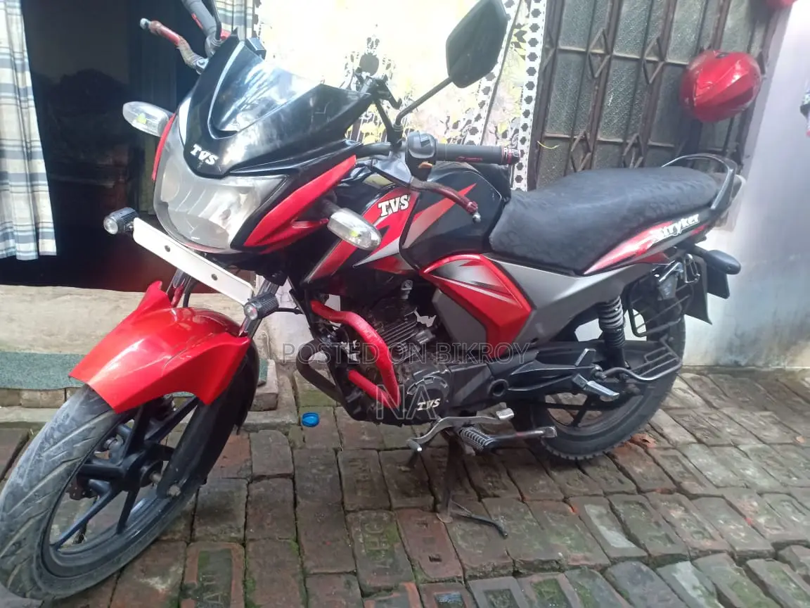 TVS Stryker 2016