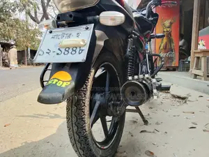 Bajaj Discover 100 2011