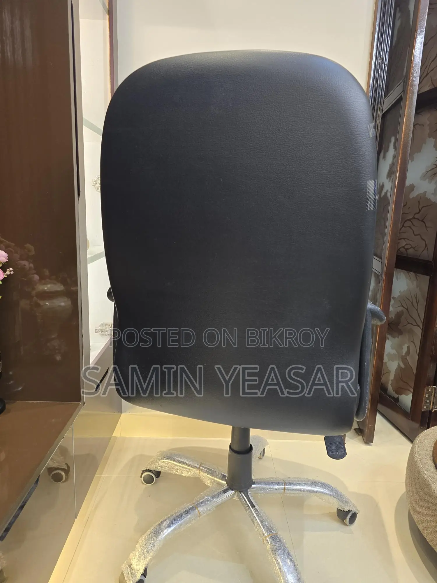 Otobi Mid Level Swivel Chair -p015