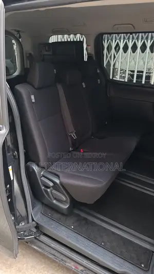 Toyota Noah X-SMART NON HYBRID 2020