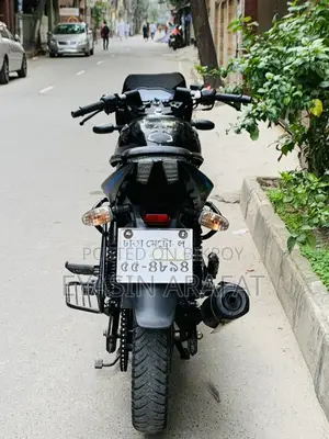 Bajaj Pulsar 150 Double ABS 2022