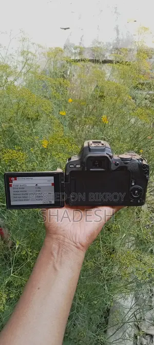 200d+18-55mm STM Full Fresh Condition