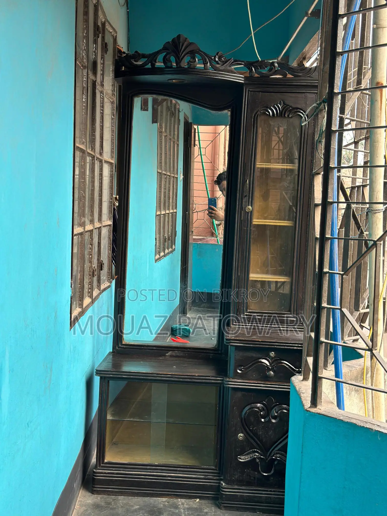 ড্রেসিং টেবিল বিক্রি হবে