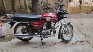 Bajaj Boxer 2005