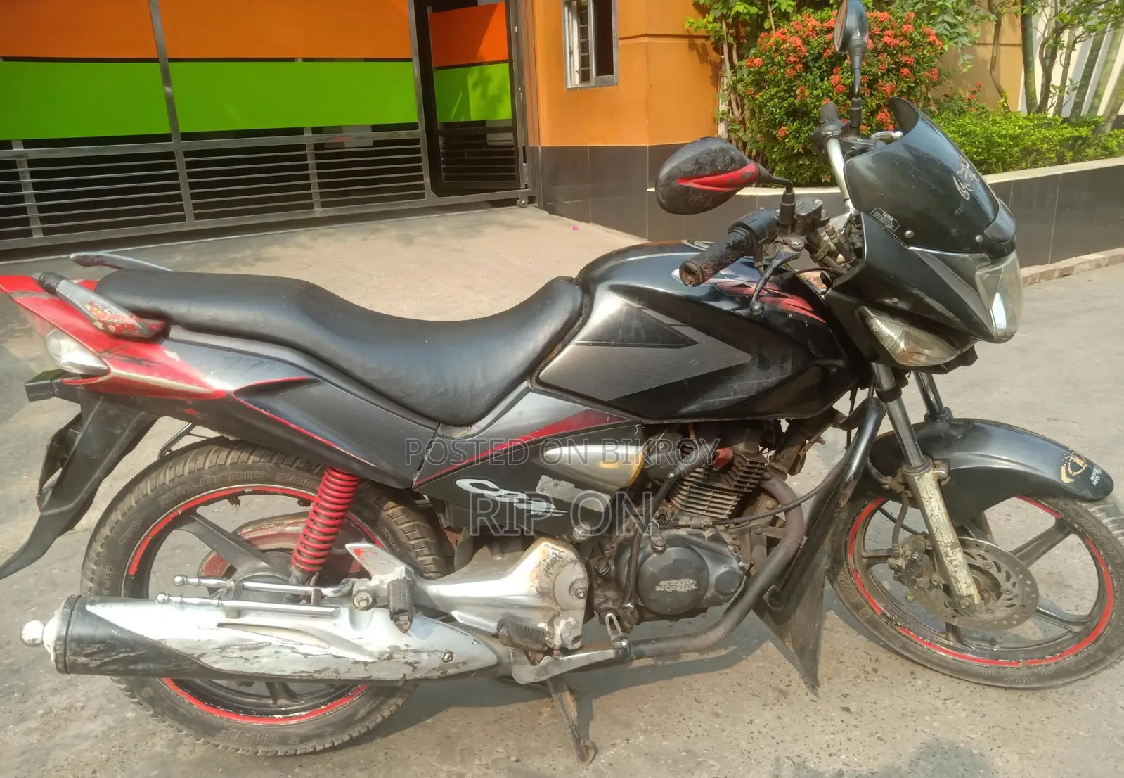 Hero CBZ Xtrem . 2012