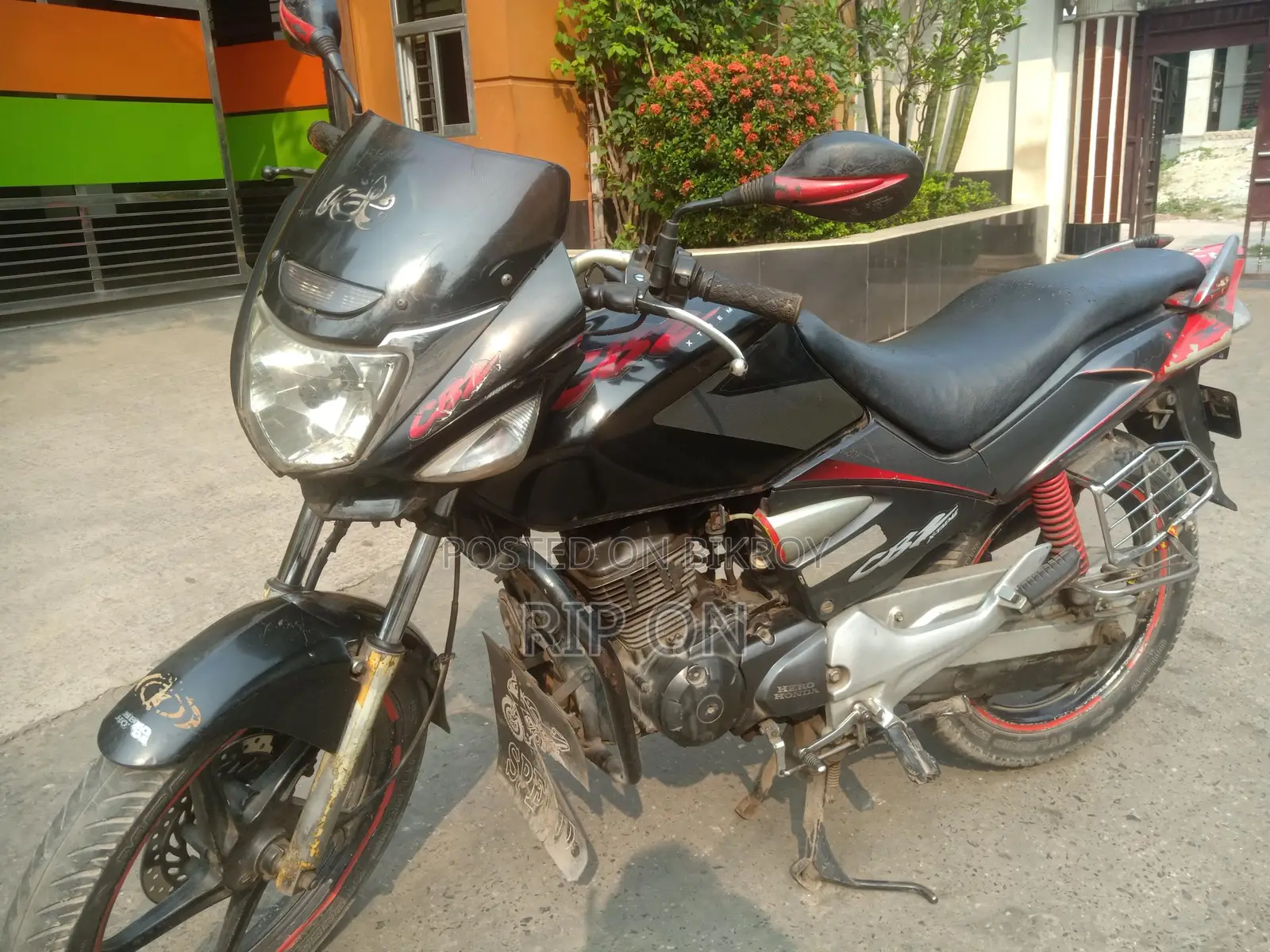 Hero CBZ Xtrem . 2012