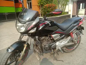 Hero CBZ Xtrem . 2012