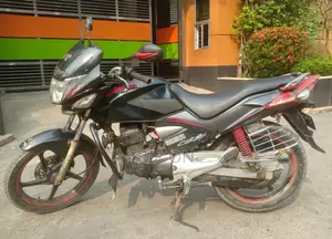 Hero CBZ Xtrem . 2012