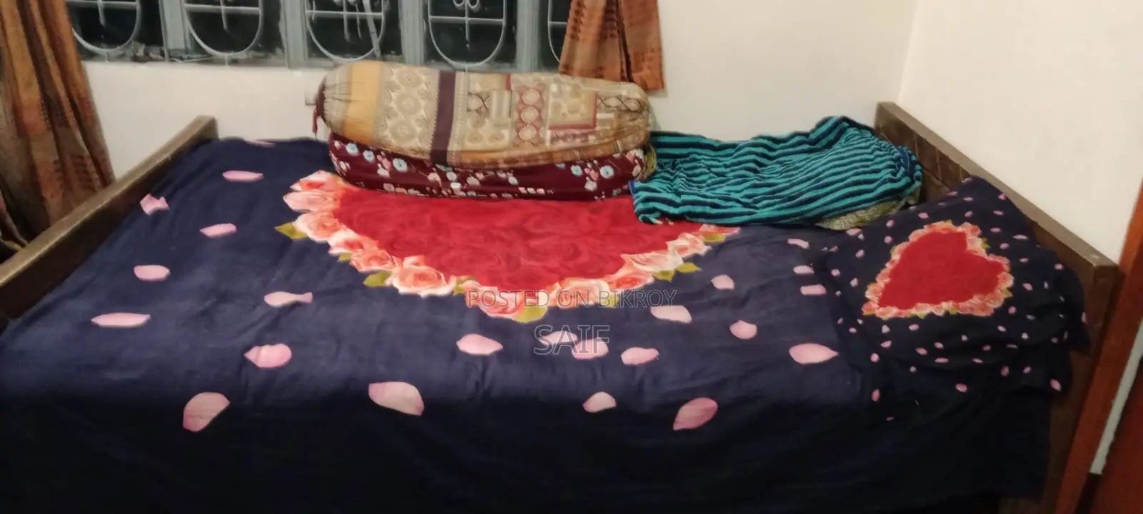 Single bed for sale
